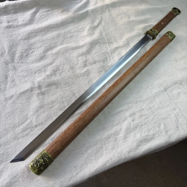 3600 龙泉昊天宝剑唐横刀高锰钢包皮鞘未开刃