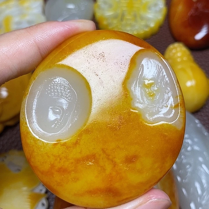 颈饰未镶嵌和田玉