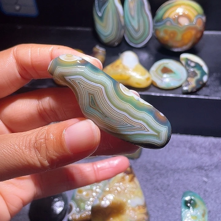 玛瑙/玉髓珠宝奇石未镶嵌