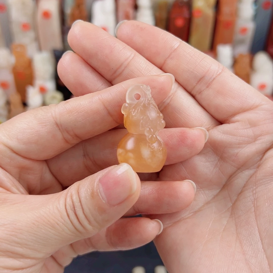 寿山石印石凌*1.5圆刻2字