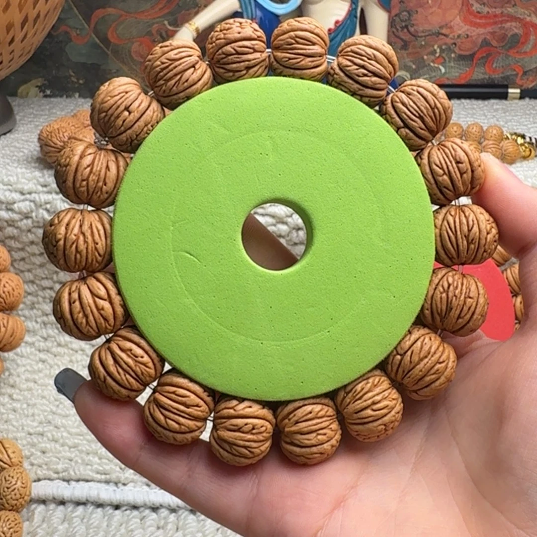 @****吊坠桃核铁扇公主