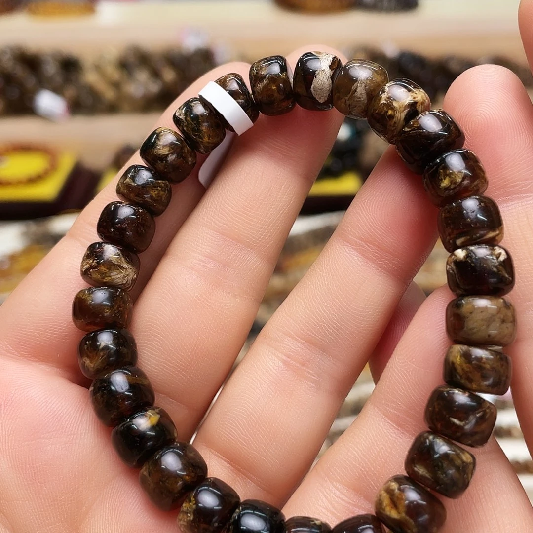 未镶嵌琥珀裸石九71070