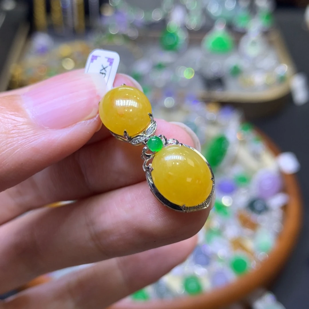 翡翠18K金镶嵌颈饰翡翠吊坠项链