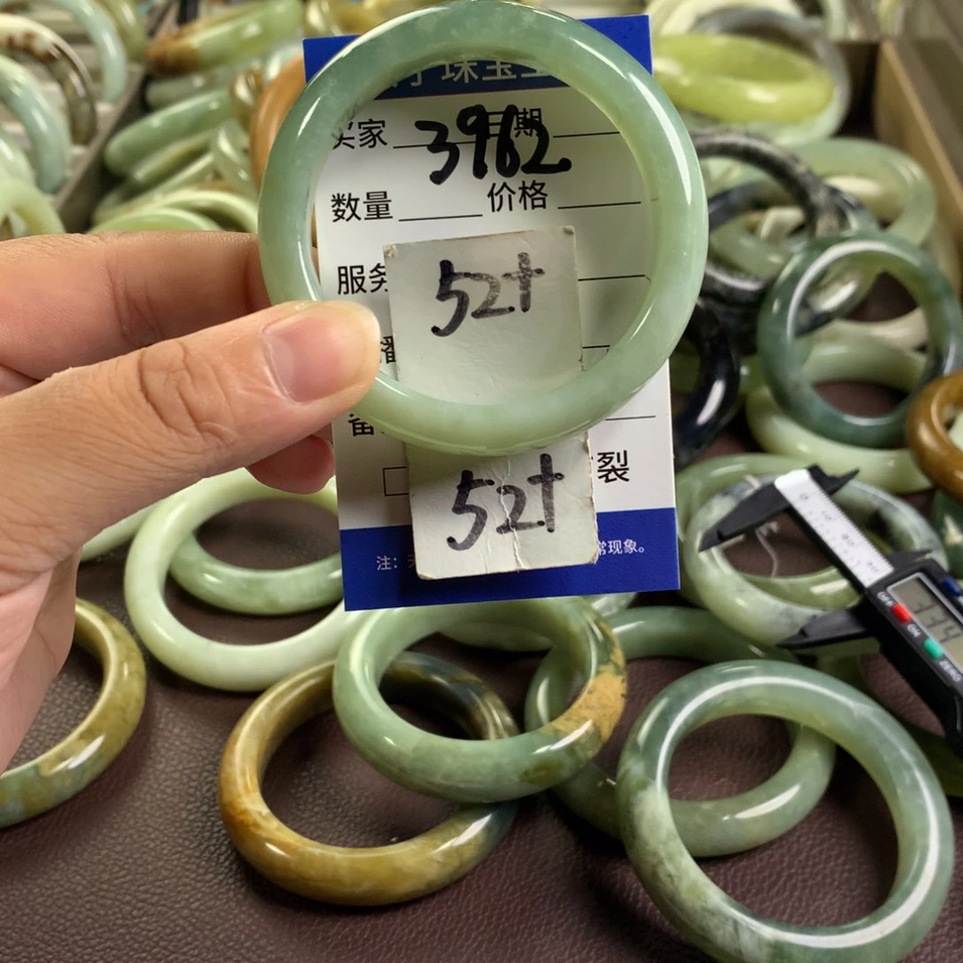 未镶嵌蛇纹石玉手镯3962