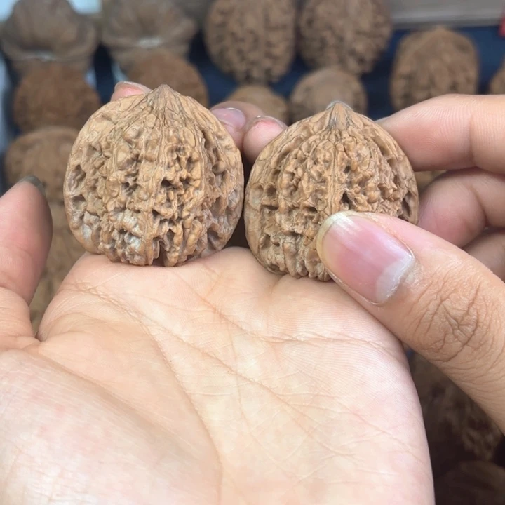 吊坠文玩核桃红皮全品满天星