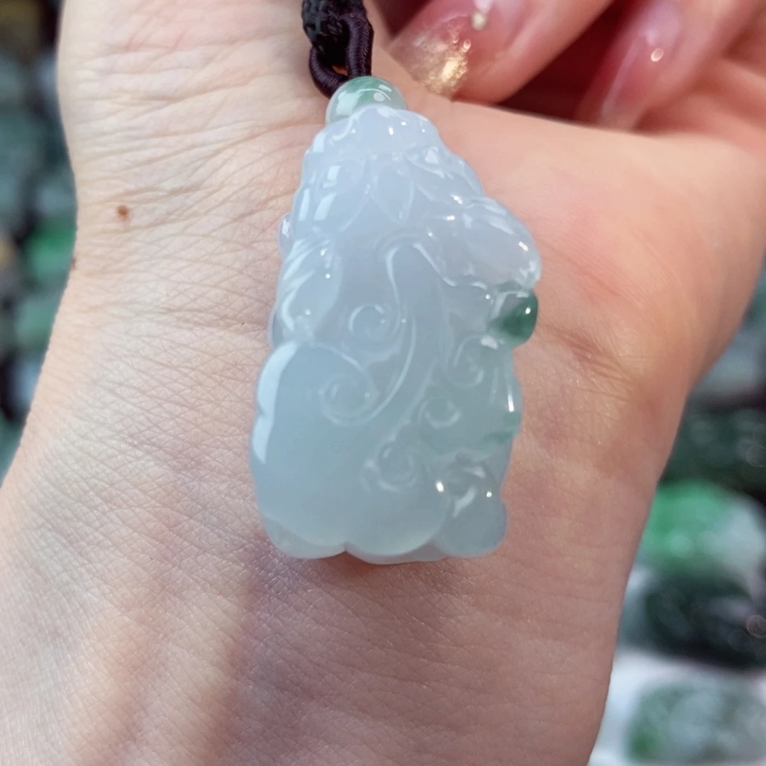 翡翠未镶嵌颈饰天然