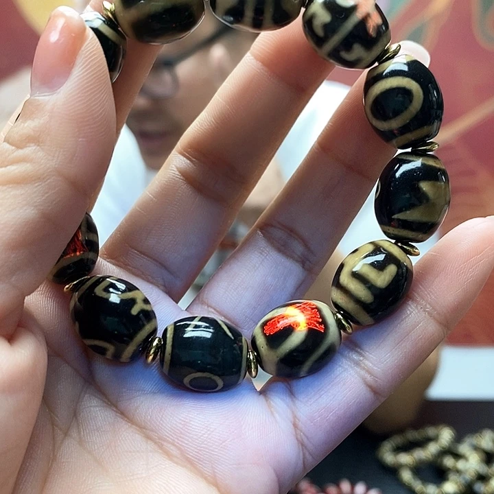 玛瑙/玉髓合金颈饰