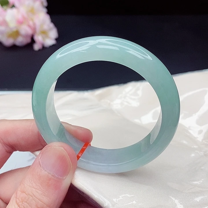 未镶嵌手镯翡翠52圈