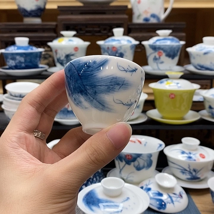 手绘孔雀小鱼主人杯釉下彩高温瓷微瑕福利款