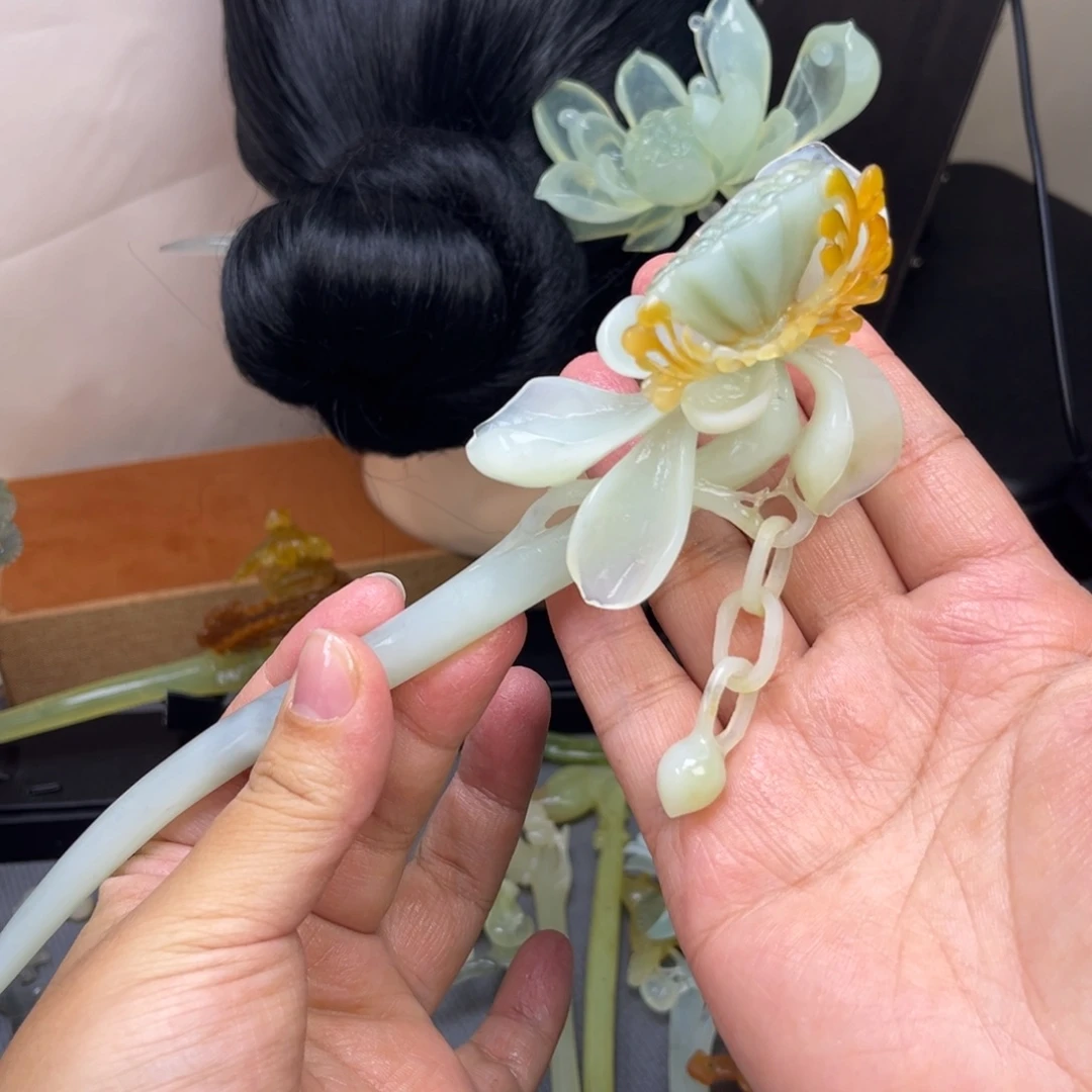 蛇纹石玉未镶嵌发饰