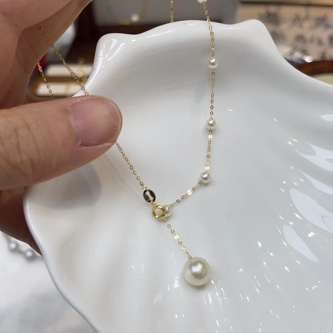 颈饰18K金镶嵌海水珍珠