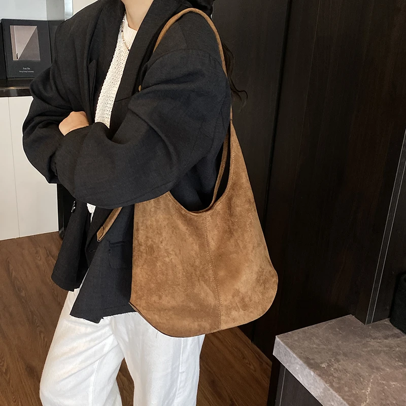 秋冬麂皮绒腋下包包女2025新款潮时尚韩系复古托特包休闲大容量包