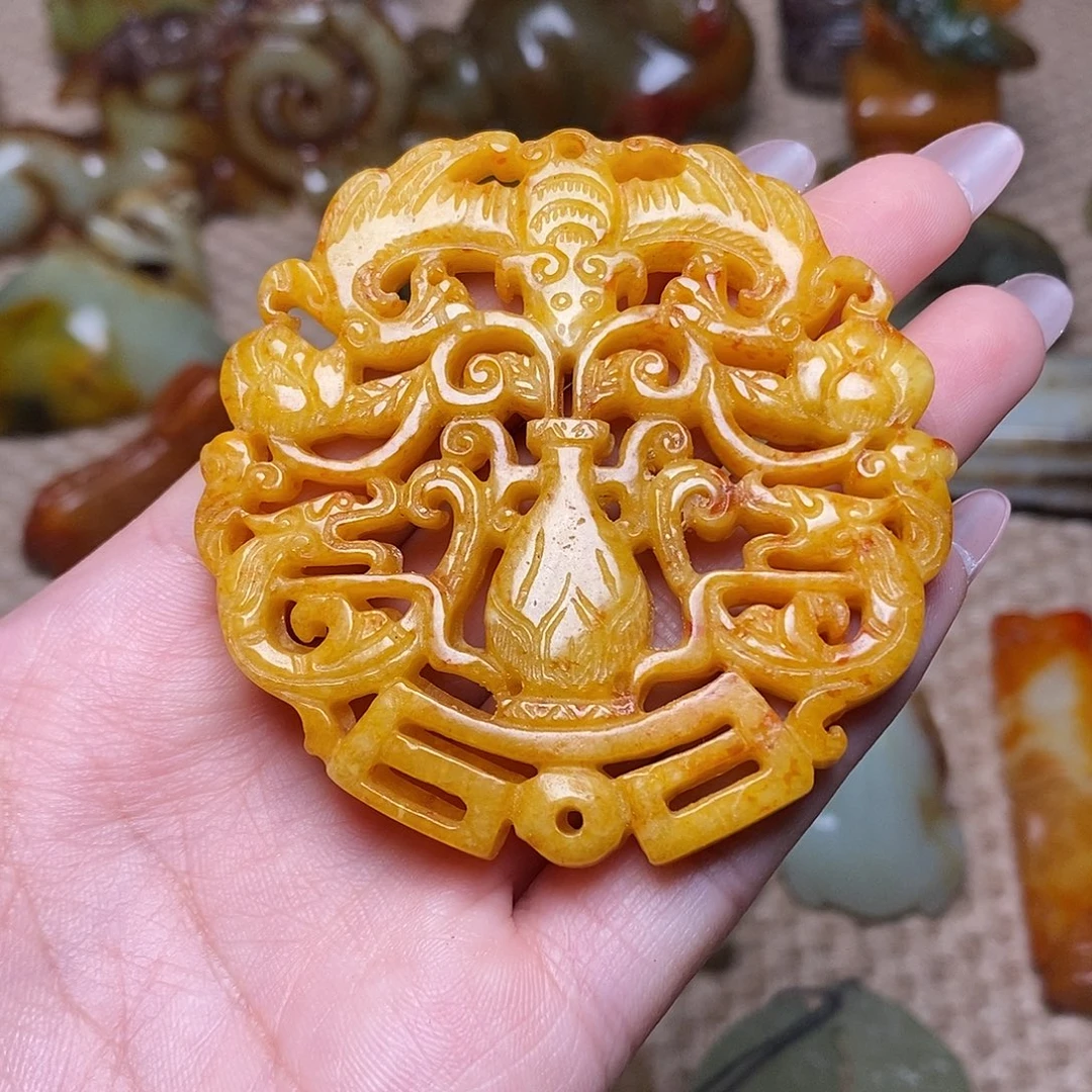 未镶嵌蛇纹石玉颈饰
