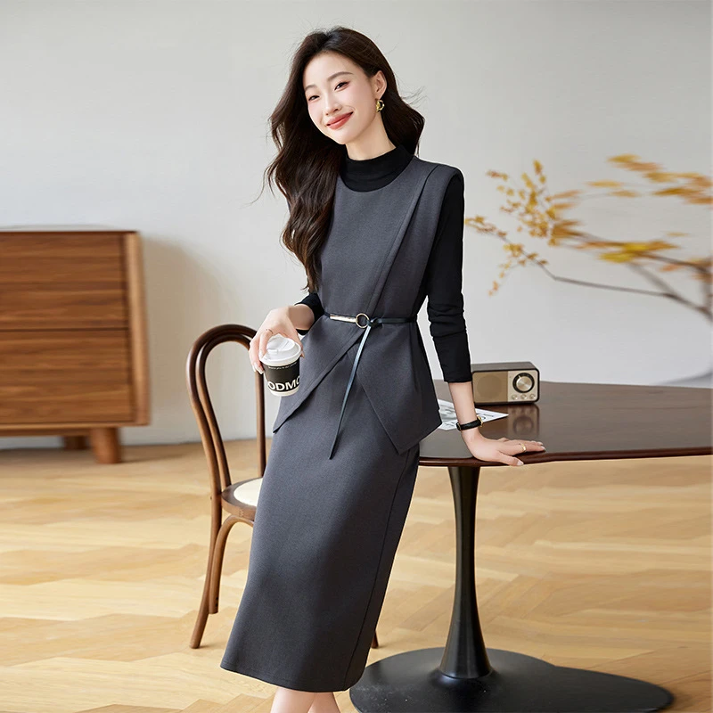 时尚休闲套装秋新款气质通勤圆领背心+T恤+半身裙三件套裙长袖