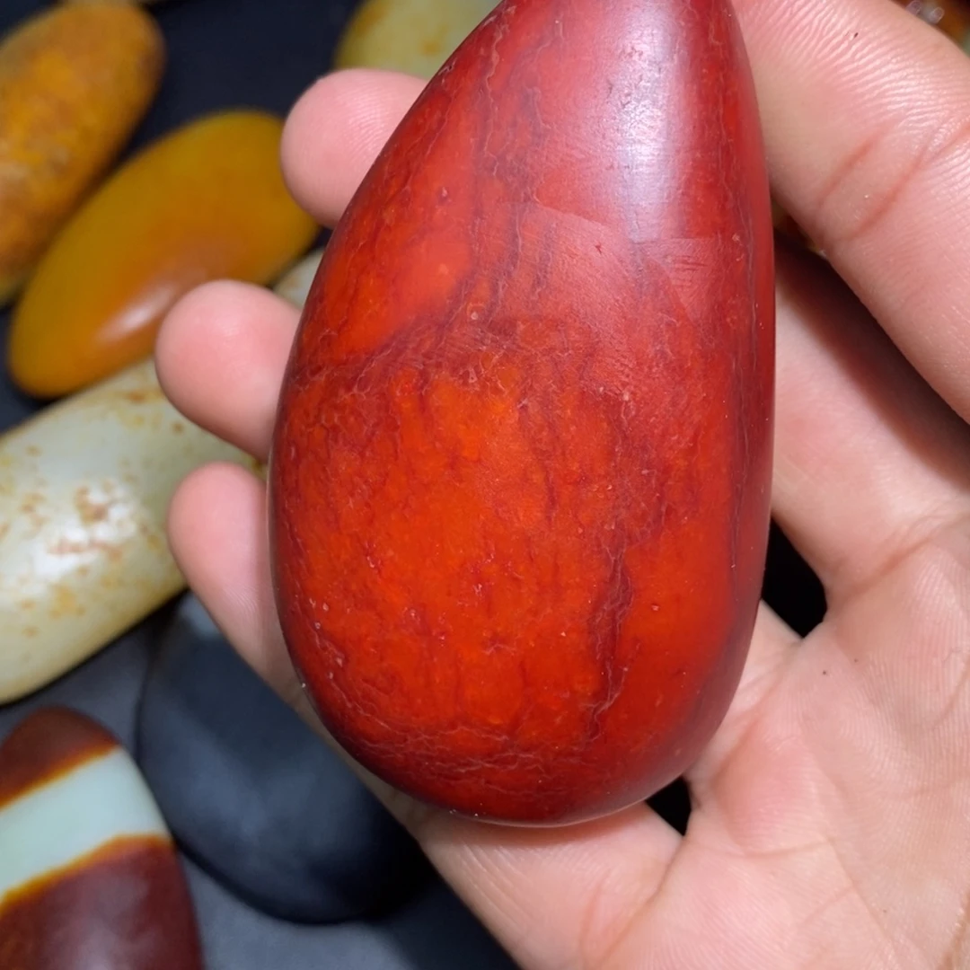 和田玉未镶嵌珠宝奇石