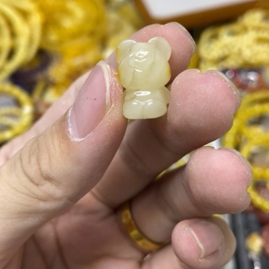 裸石蜜蜡未镶嵌吊坠