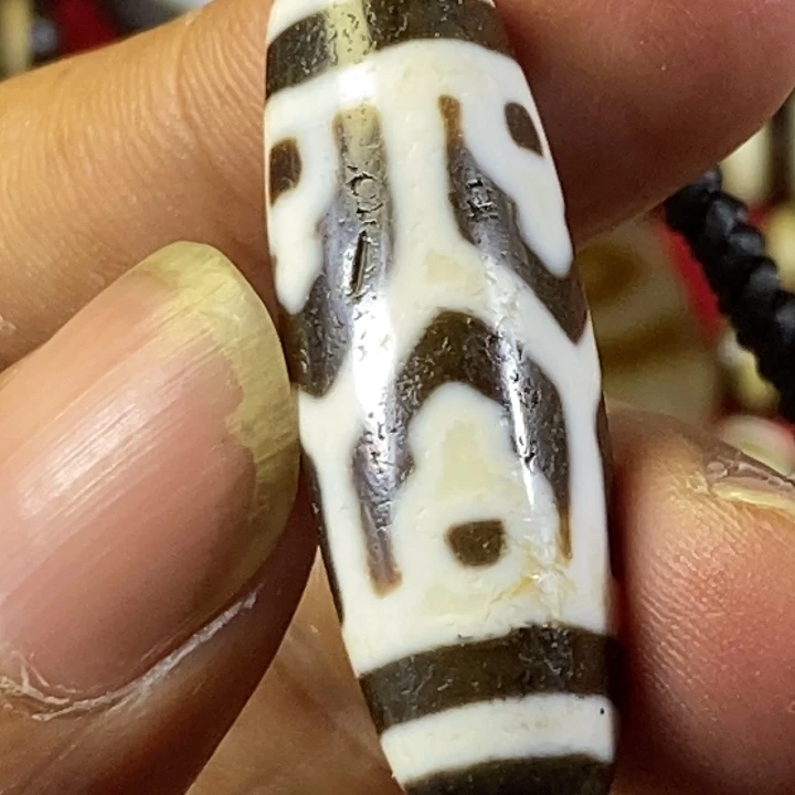 只买单纯的吊坠，没带链子，属的性质。