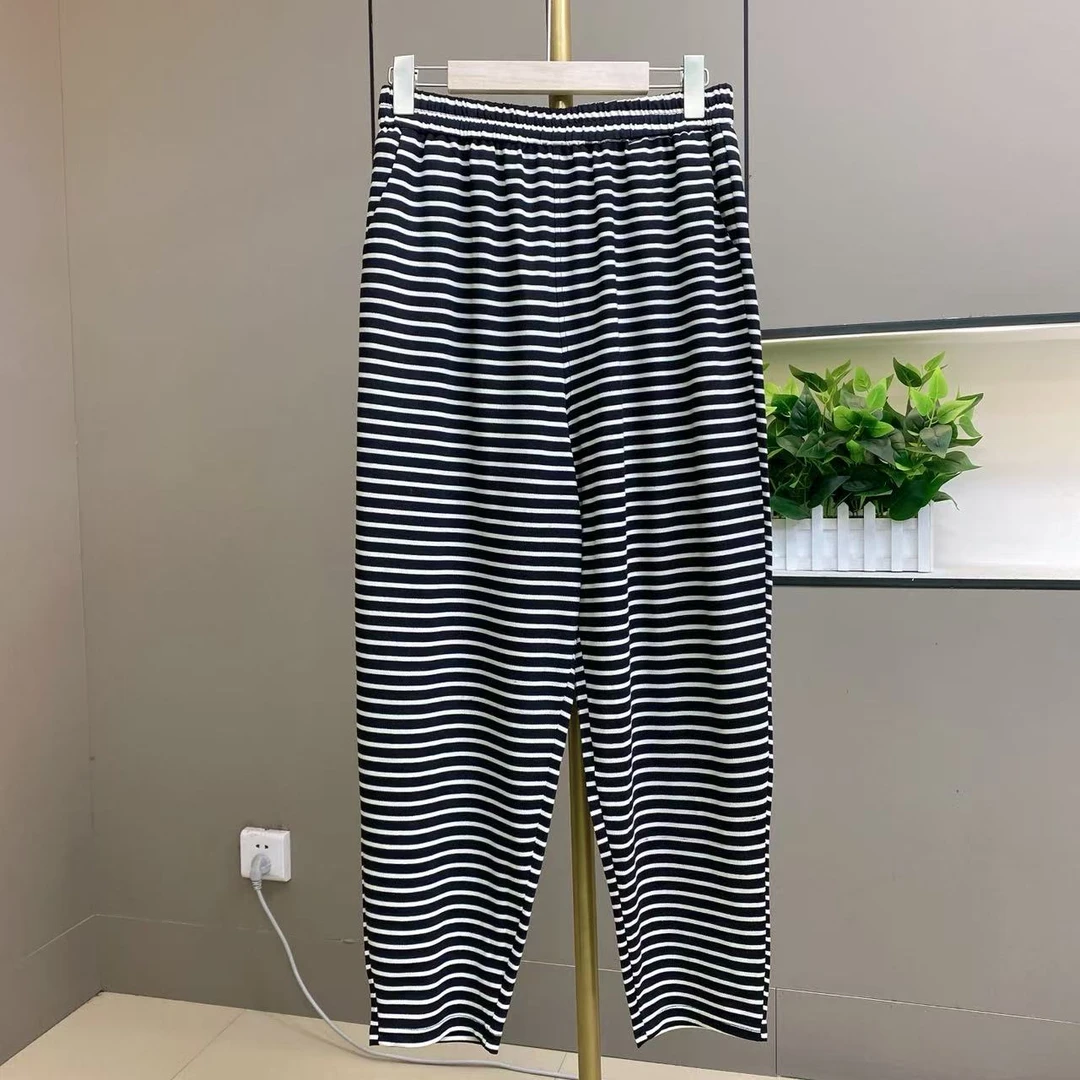 2025年夏季新款大码条纹哈伦裤