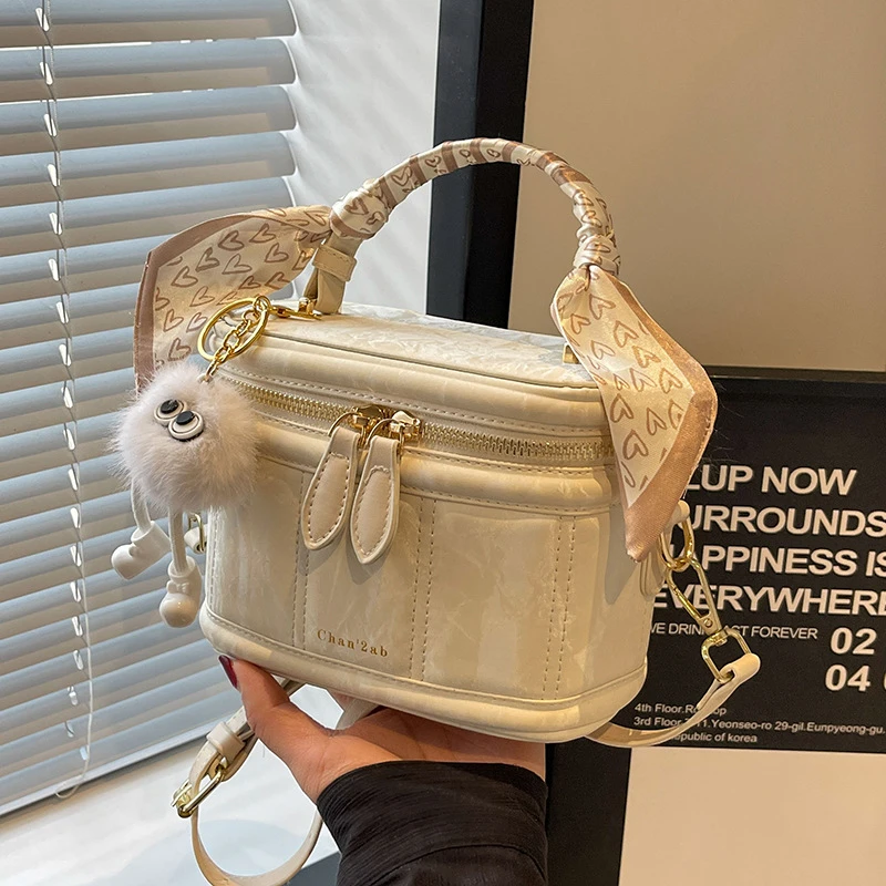 韩版百搭盒子包新款2025年流行的包包女手提质感斜挎小方包