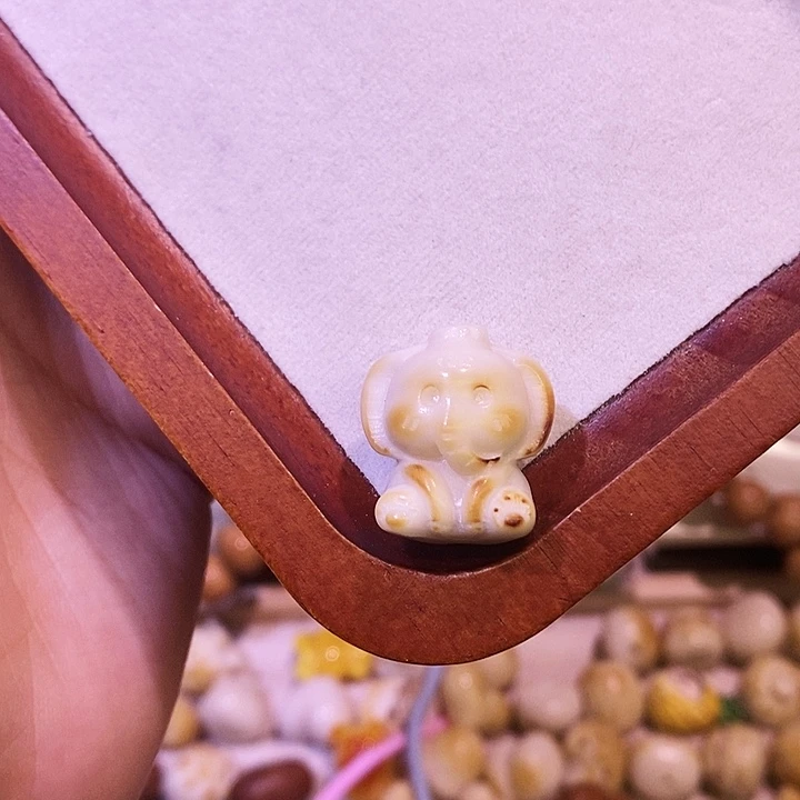 ****坤猴头核桃手串小象补单