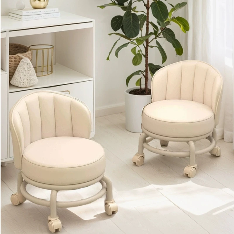 万向轮小凳子家用滑轮矮凳小椅子靠背带轮可移动凳子儿童学步神器
