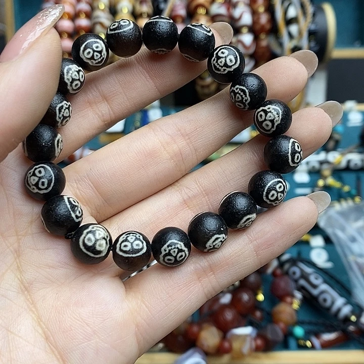 玛瑙/玉髓合金颈饰