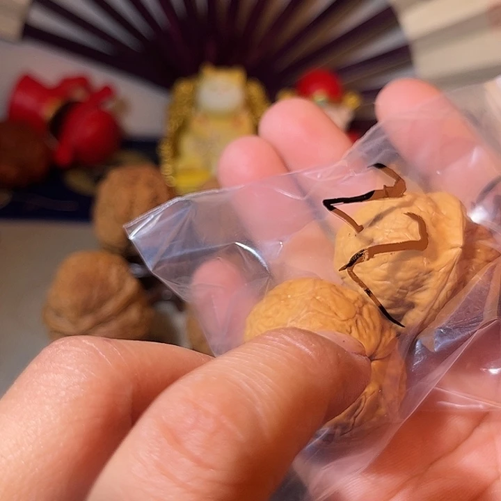 无***卒文玩核桃吊坠滇西22