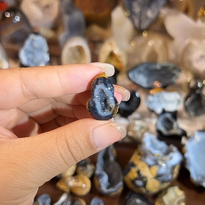 玛瑙/玉髓无未镶嵌?**?花生