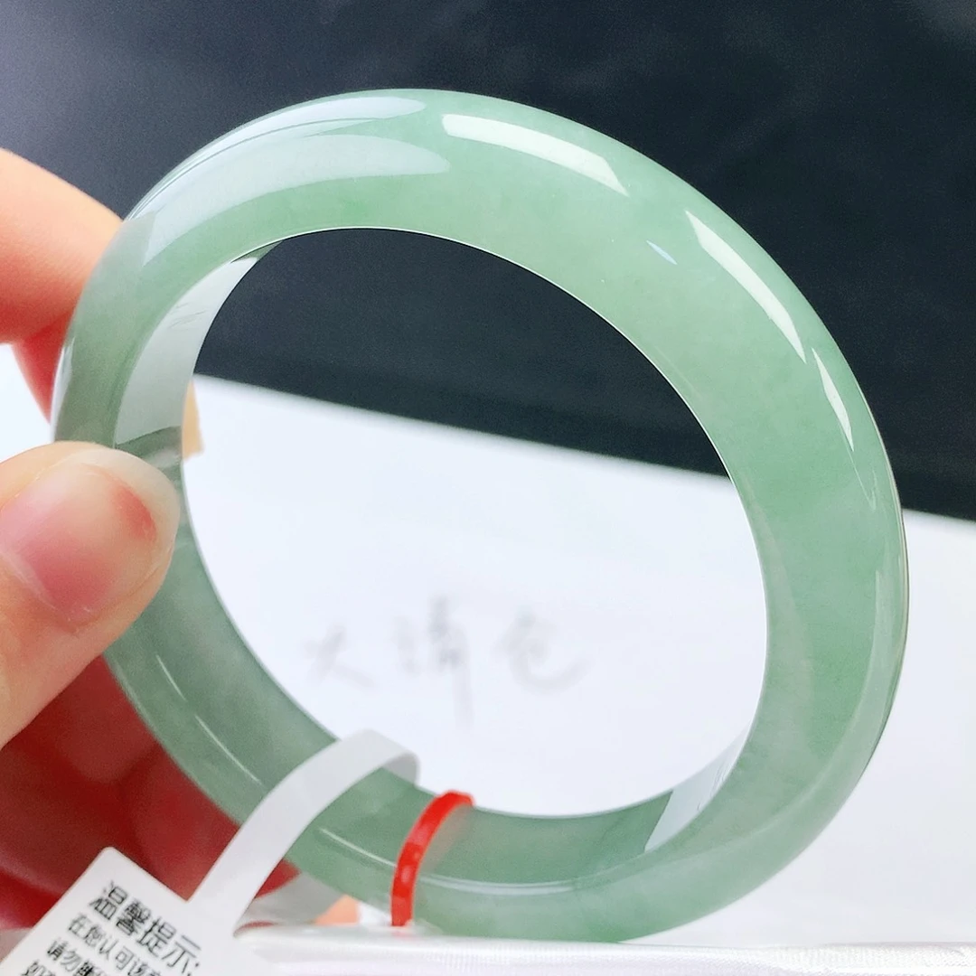 未镶嵌手镯翡翠57圈