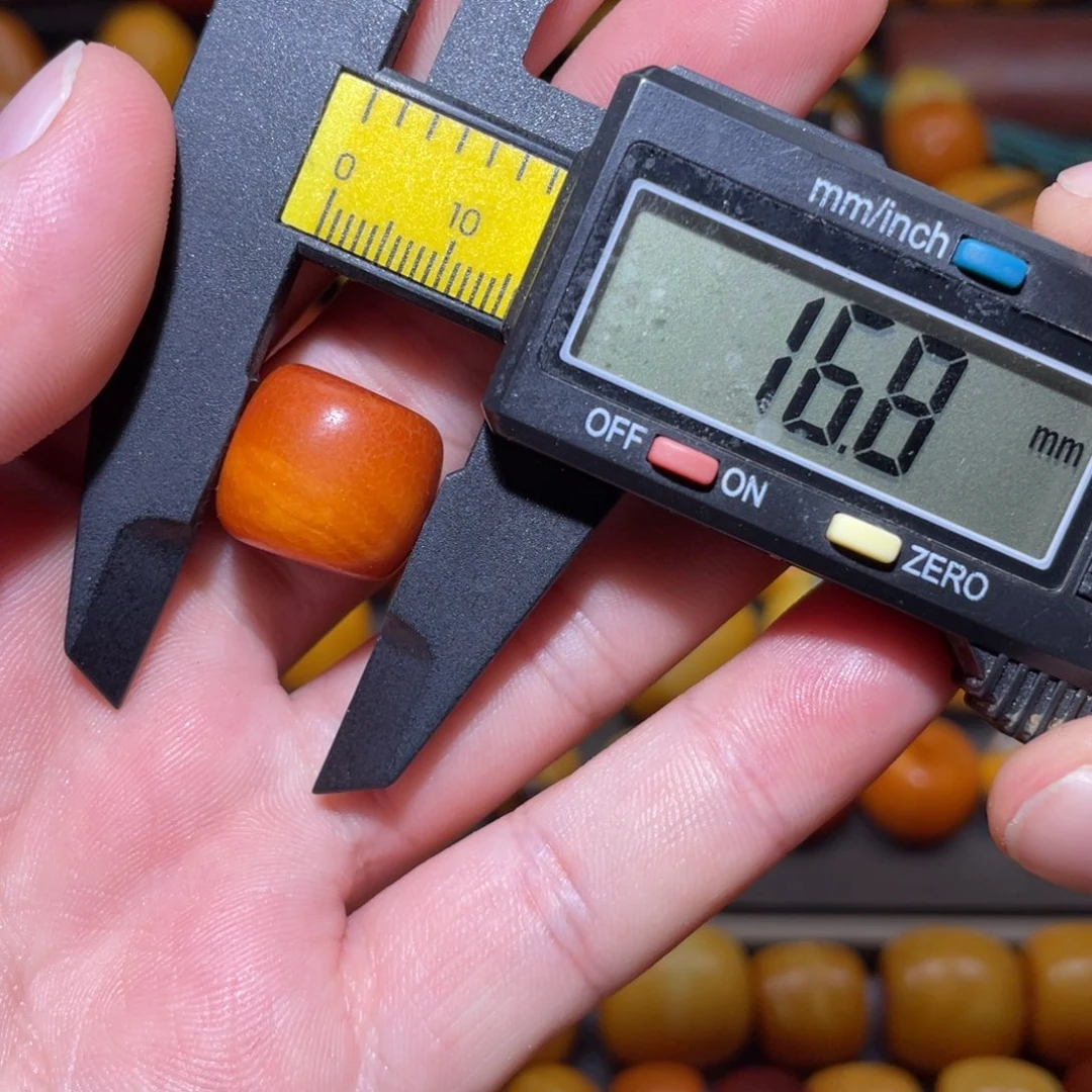 琥珀未镶嵌裸石马蹄