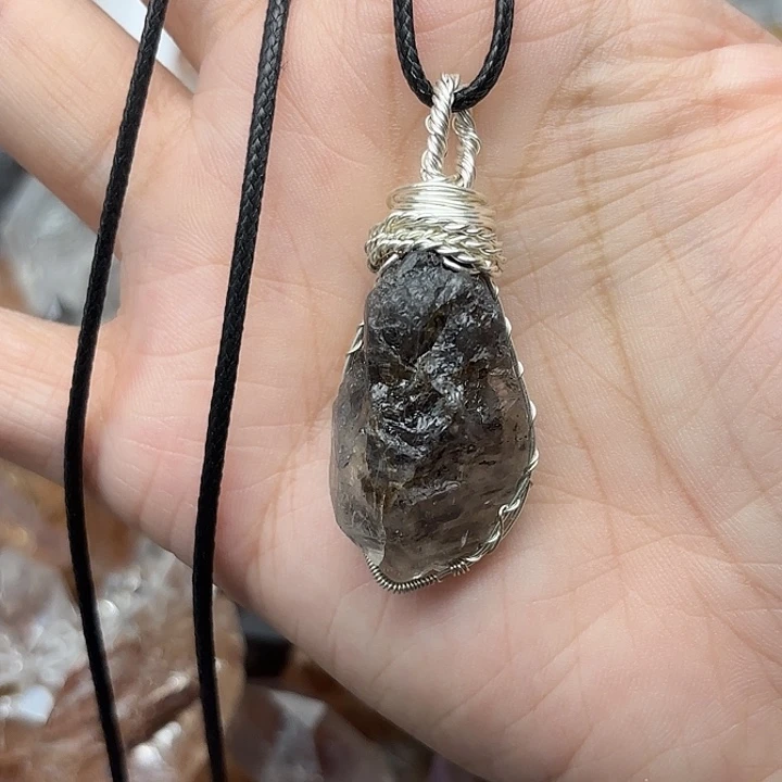 水晶未镶嵌颈饰闪灵钻项链