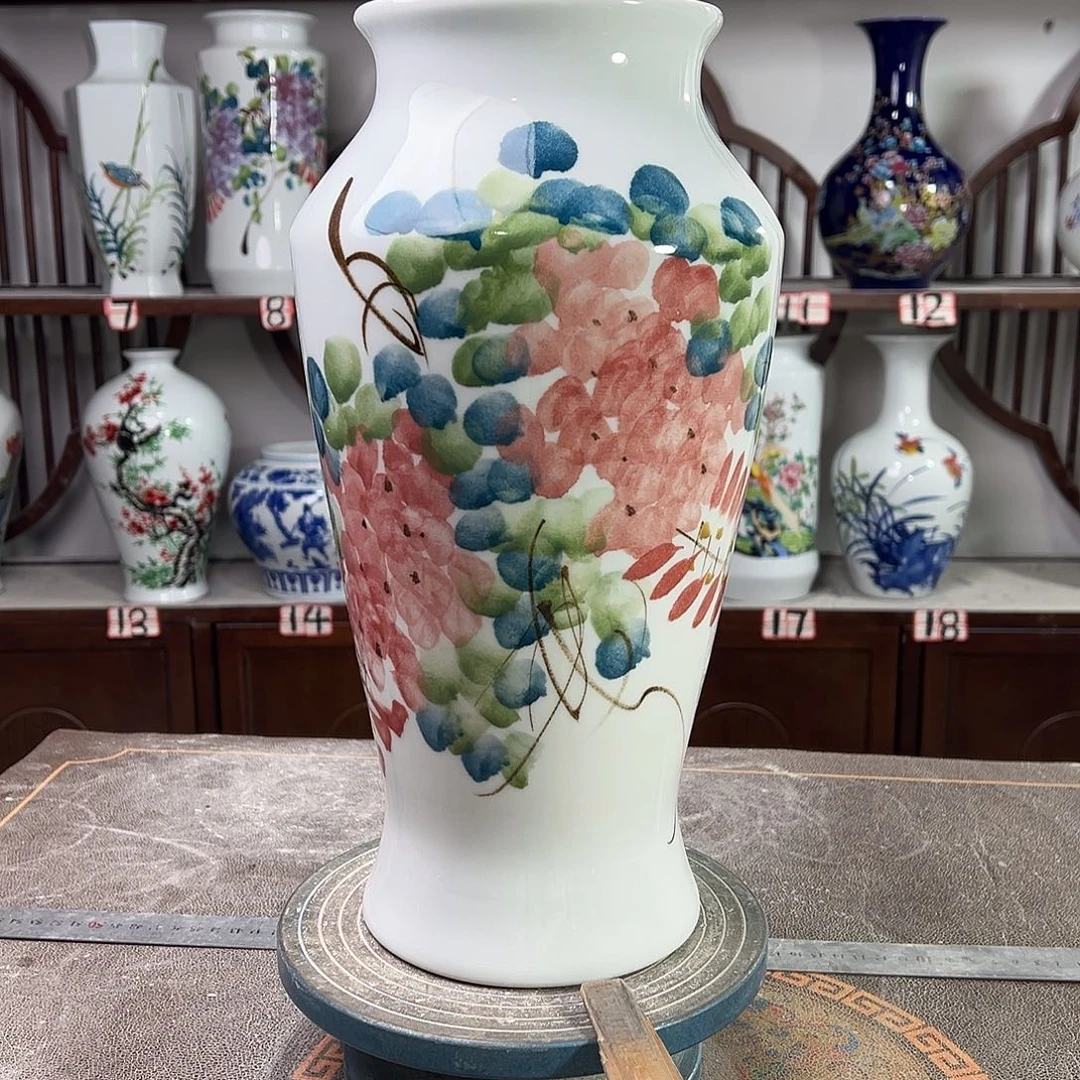 陶摆件景德镇陶瓷大鱼红紫