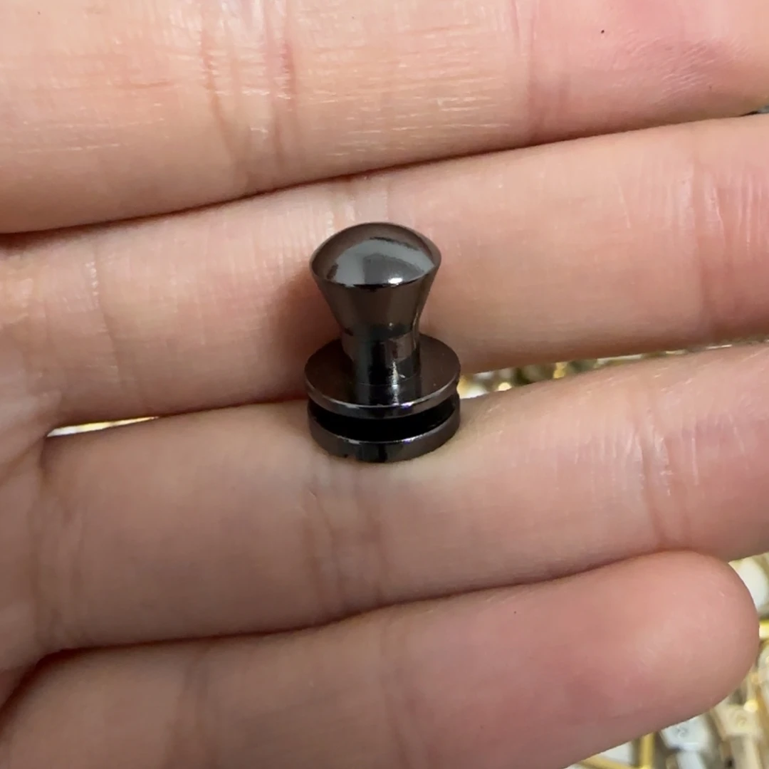 8毫米奶嘴钉10元20个