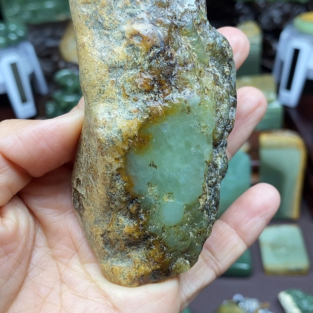 风***零岫岩河磨玉（透闪石质玉）未镶嵌颈饰