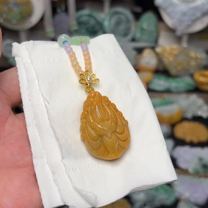 翡翠未镶嵌颈饰吊坠