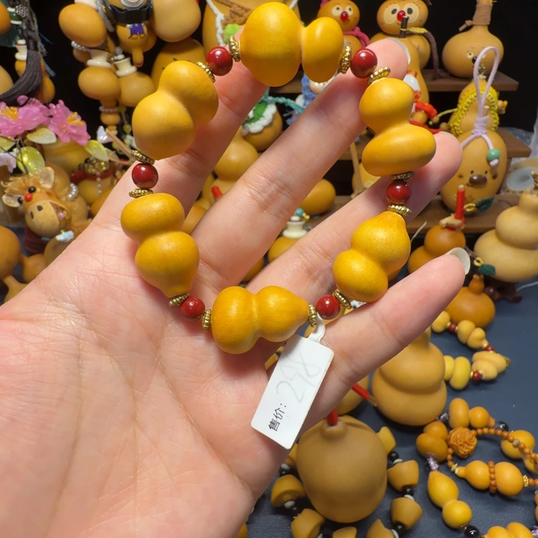 覀***覀好看好看好看的小钱袋