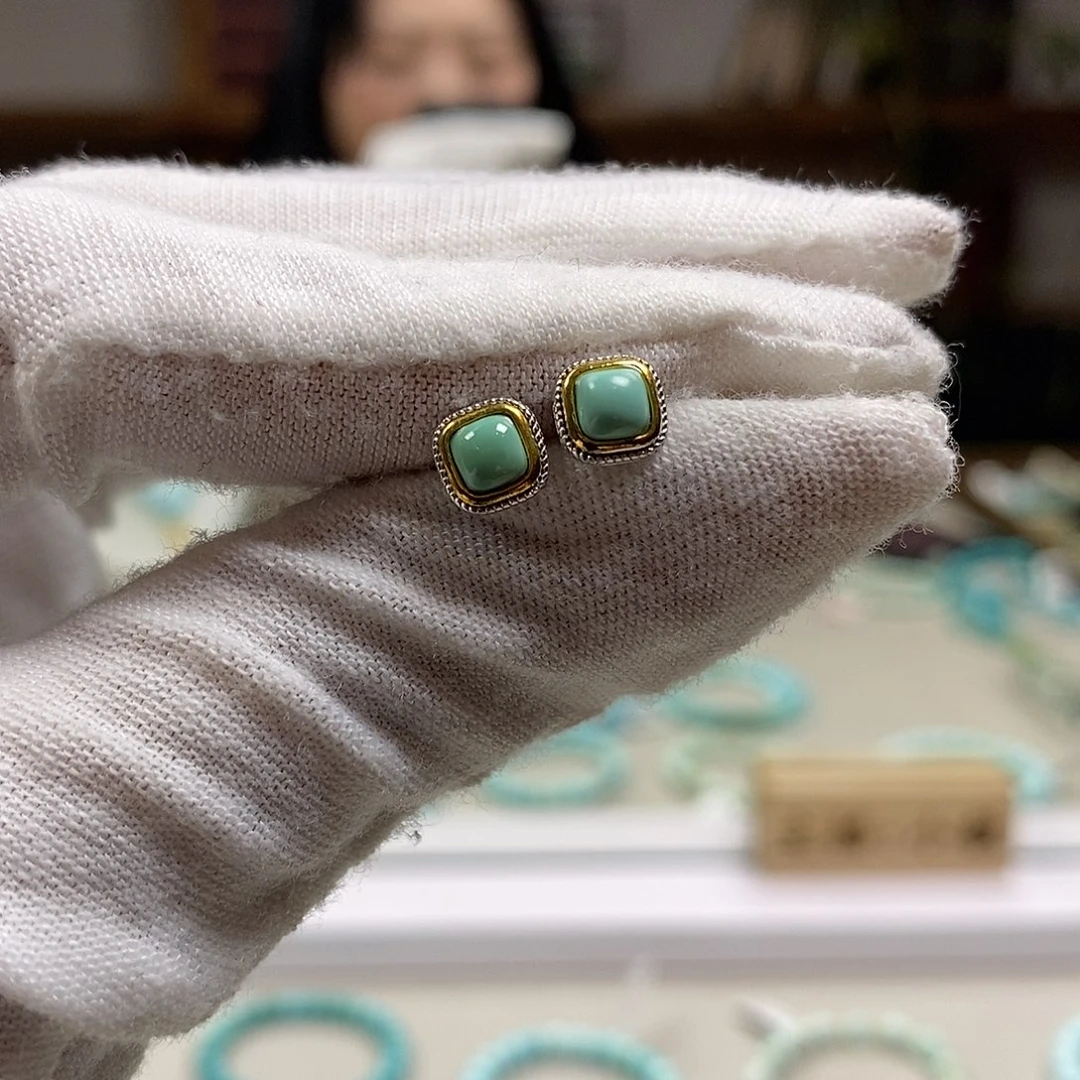 绿松石A2银镶耳钉银S925镶嵌