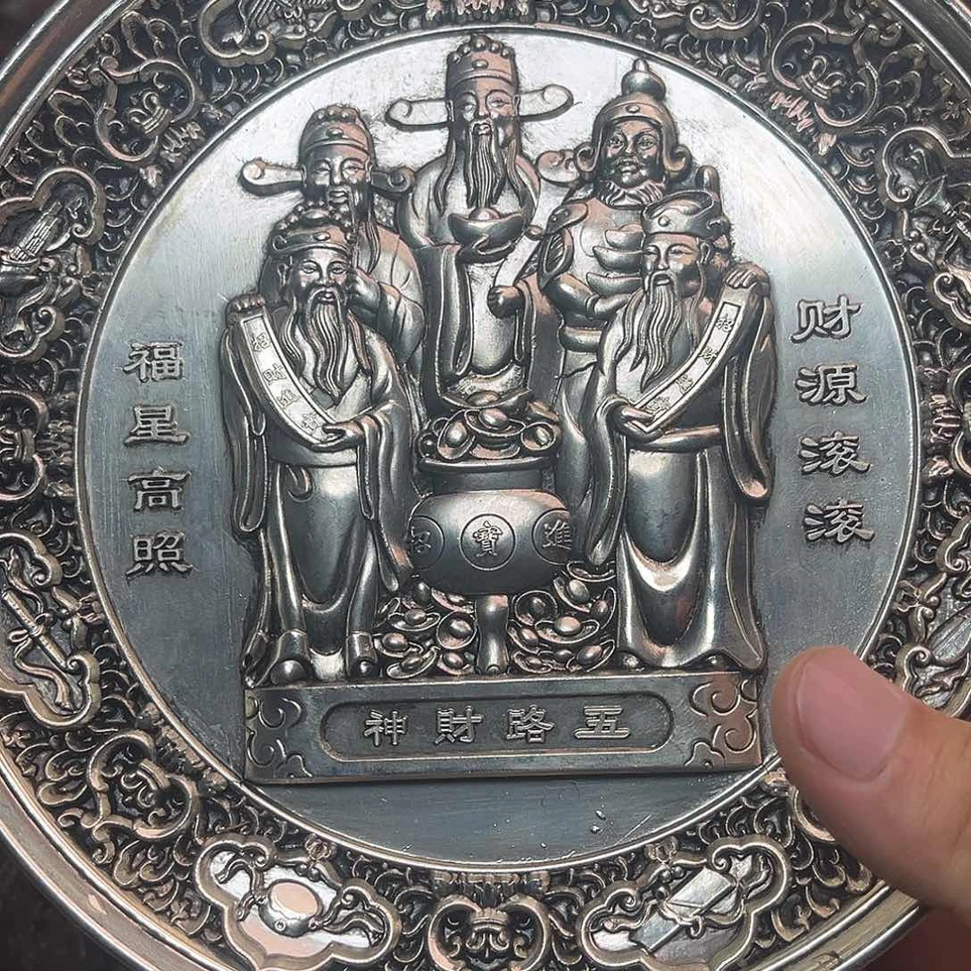精美铜器工艺品等