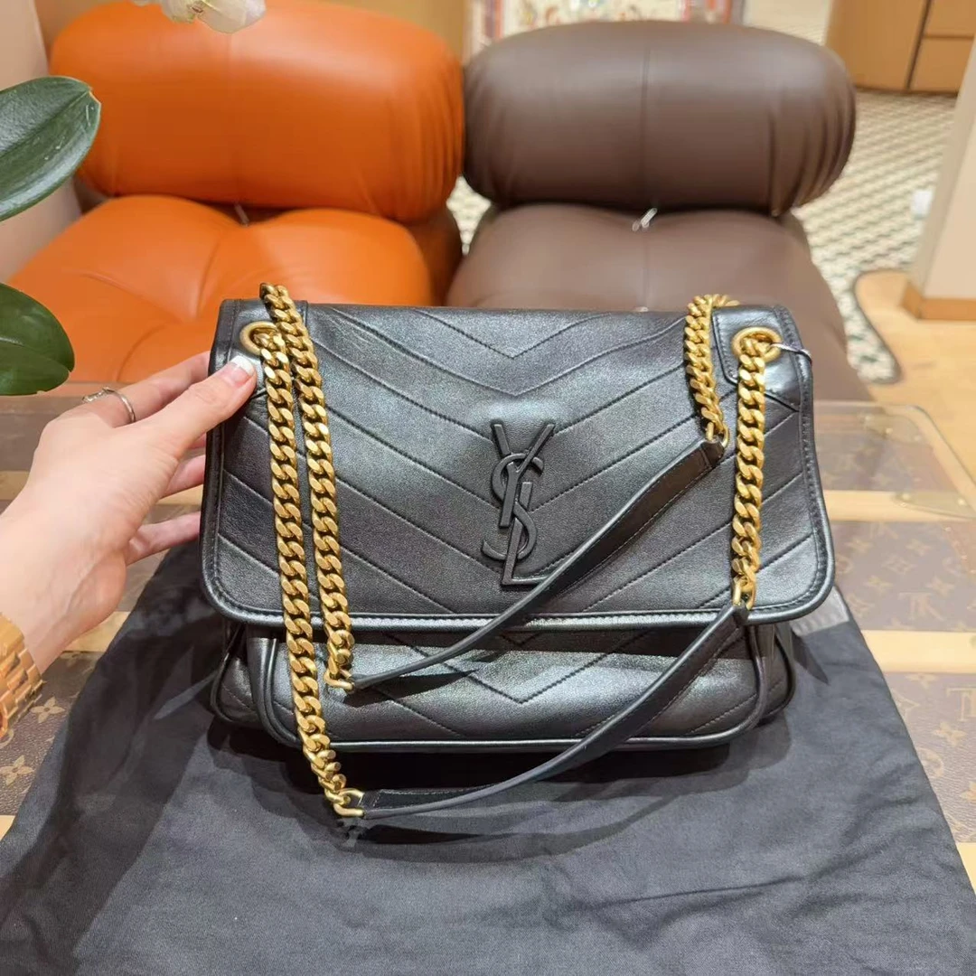 圣罗兰/YSL/圣罗兰 光面V纹中号niki 黑金色单肩斜跨包  编码：MA