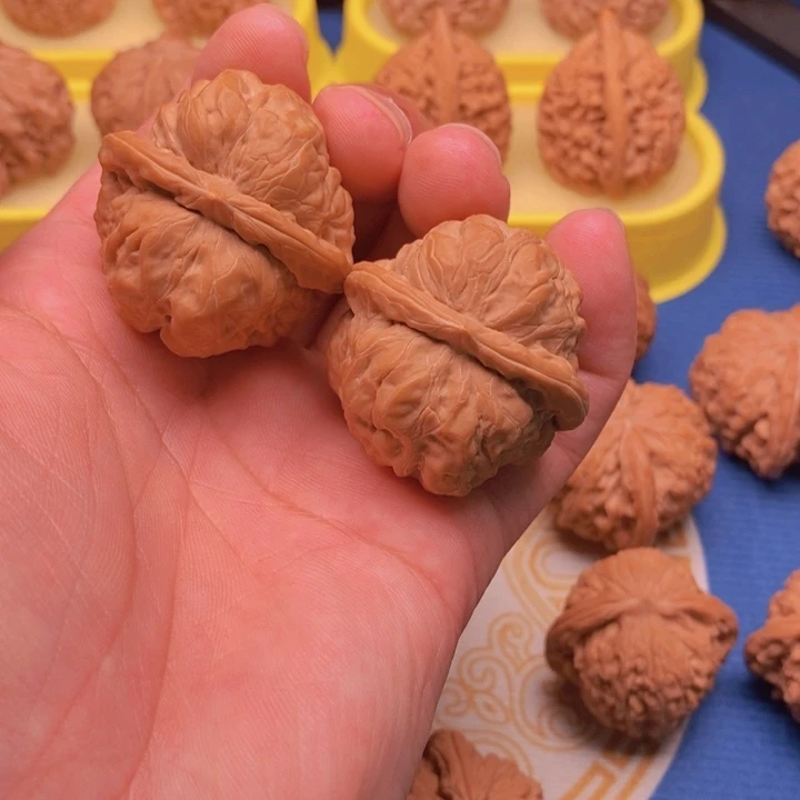 核桃手串/手链慕***?蛤蟆狮子头38尺有磕碰