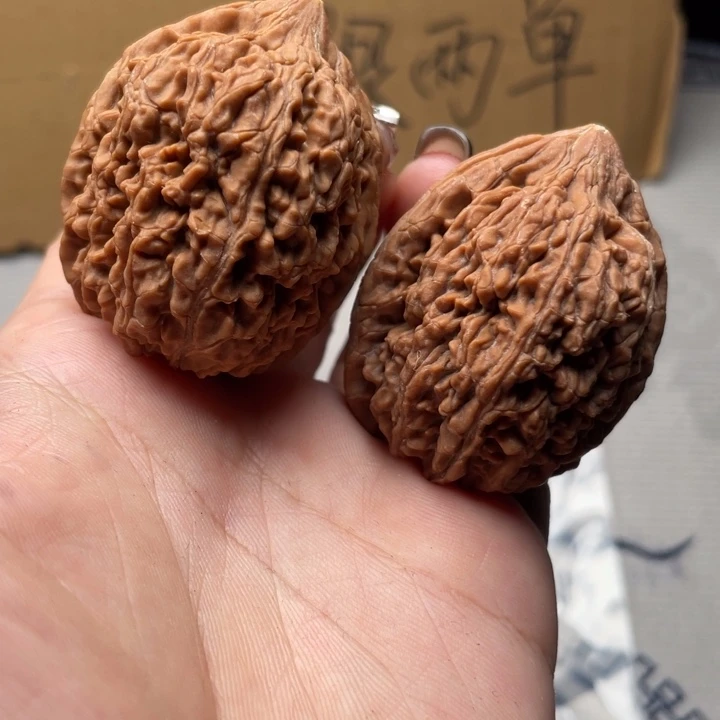 阳***.把件文玩核桃大蒜头37