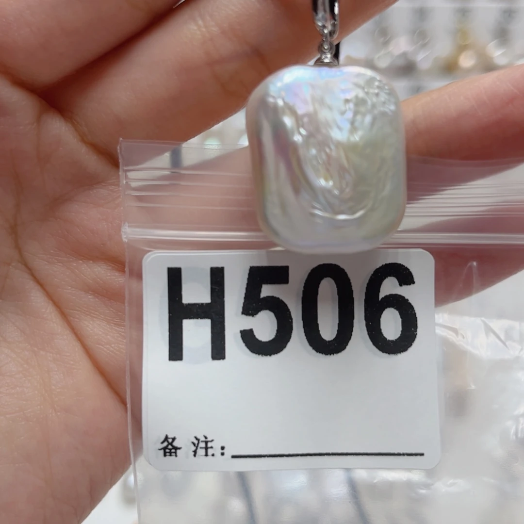 未镶嵌颈饰淡水珍珠