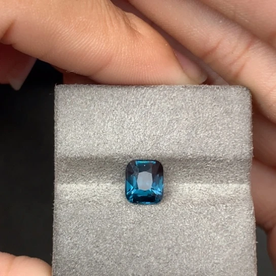 裸石尖晶石天然无烧钴尖晶1.62ct