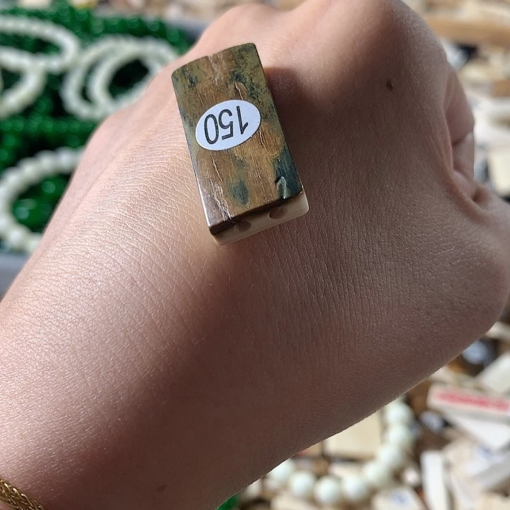 泥塑不打孔联系客服