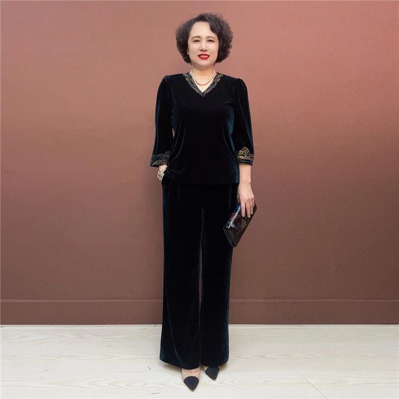 80110秋洋气套装上衣裤子显瘦丝绒宽松加肥加大妈妈装国风两件套