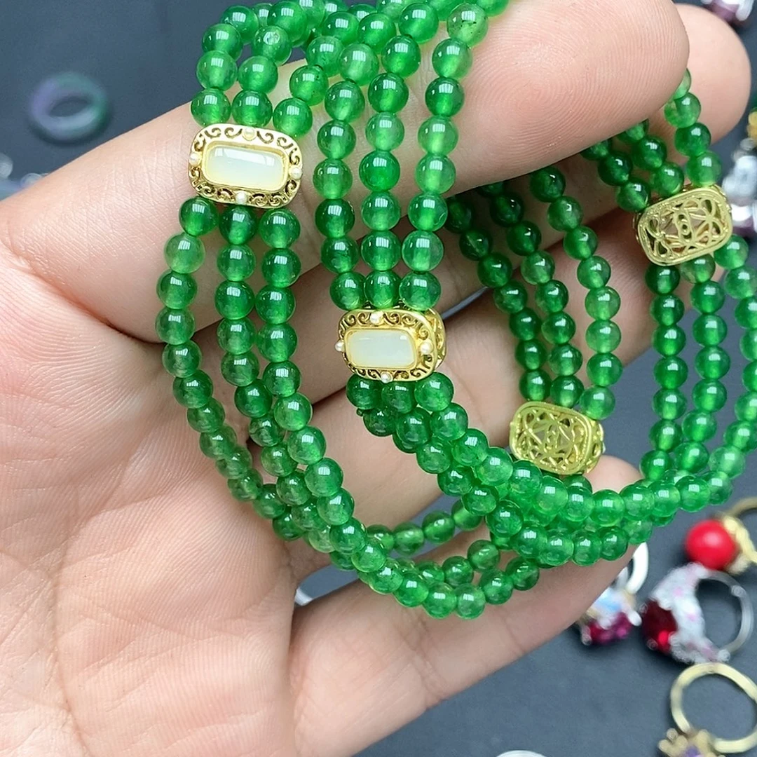 只买单纯的吊坠，没带链子，属的性质。