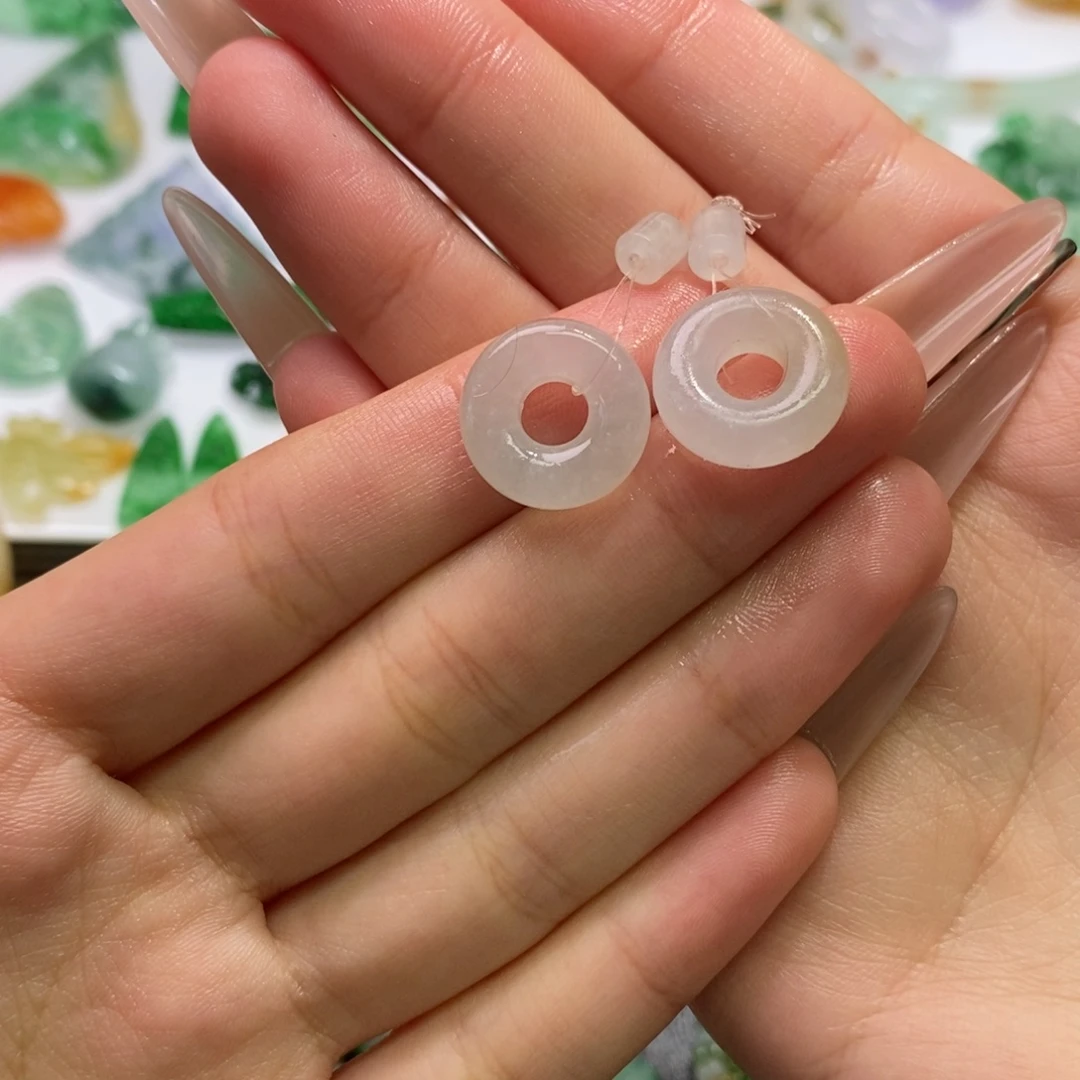 定制翡翠未镶嵌一对