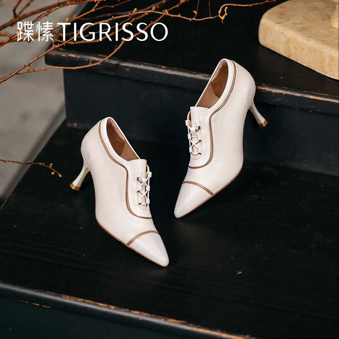 蹀愫冬季新优雅尖头小香风吉利靴复古高跟鞋踝靴子TA54527-11