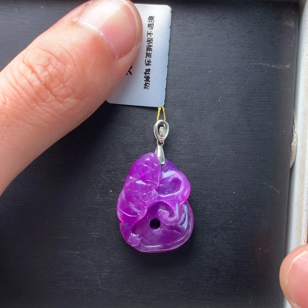 苏纪石（舒俱来）18K金镶嵌吊坠