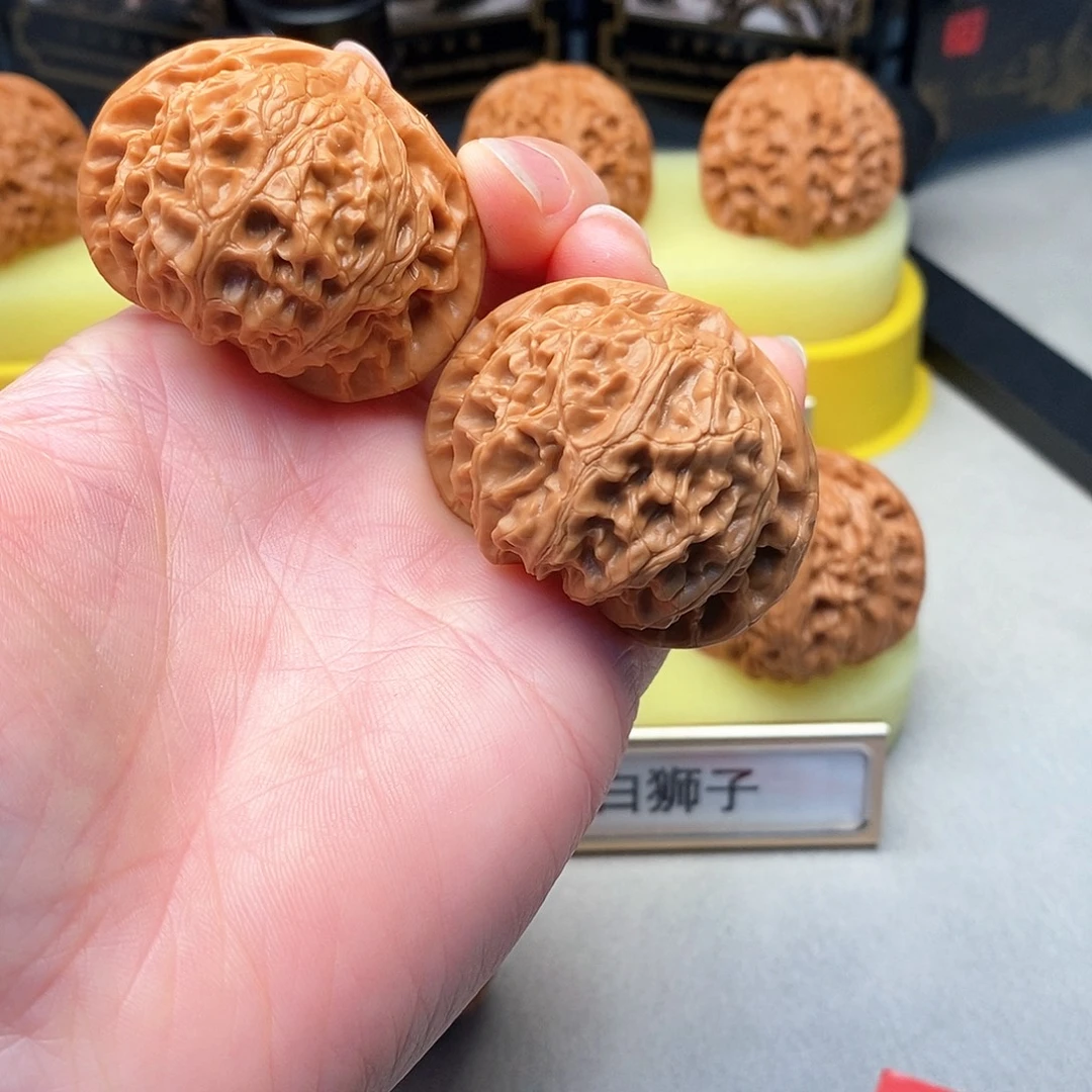 文玩核桃吊坠40尺宫灯126号